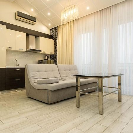 Apartamento Penthouse On Strada Ismail 58/1 Chisináu Exterior foto