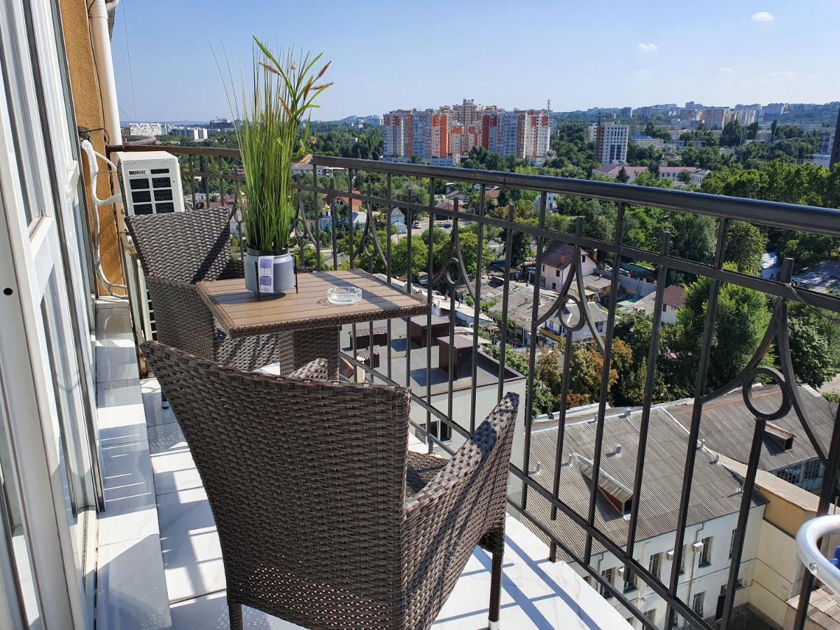 Apartamento Penthouse On Strada Ismail 58/1 Chisináu Exterior foto